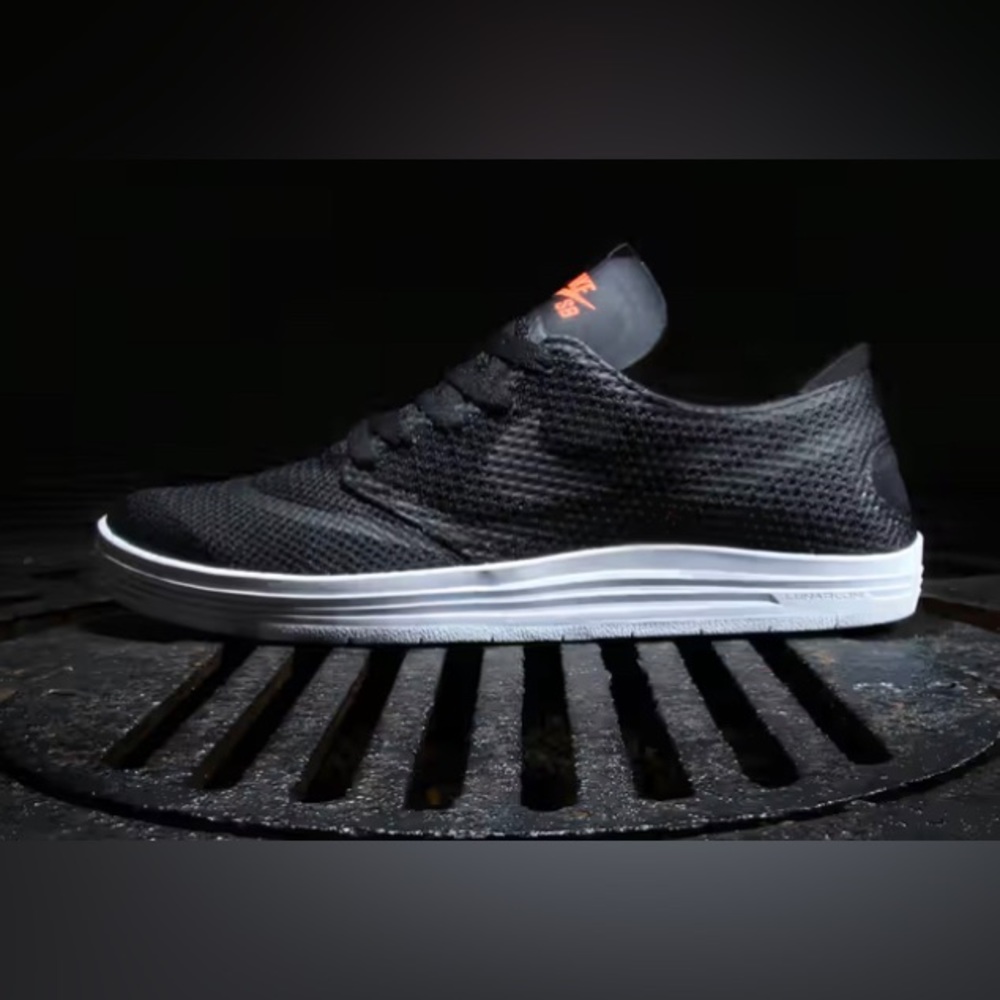 Men’s Nike SB Lunar Oneshot R/R Shoes Black Hyper Crimson